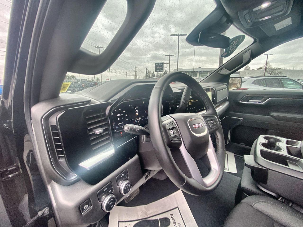 Certified 2025 GMC Sierra 1500 Elevation AWD/4WD image 9
