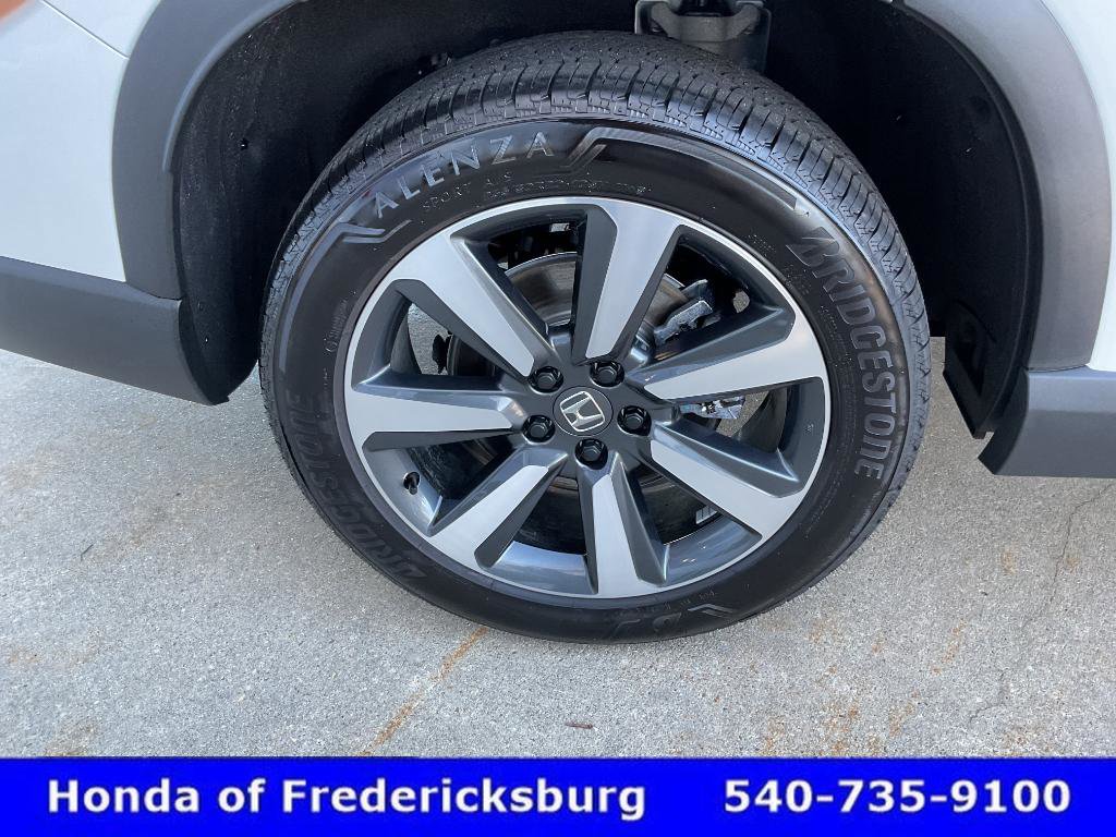 Certified 2025 Honda Pilot Elite image 4