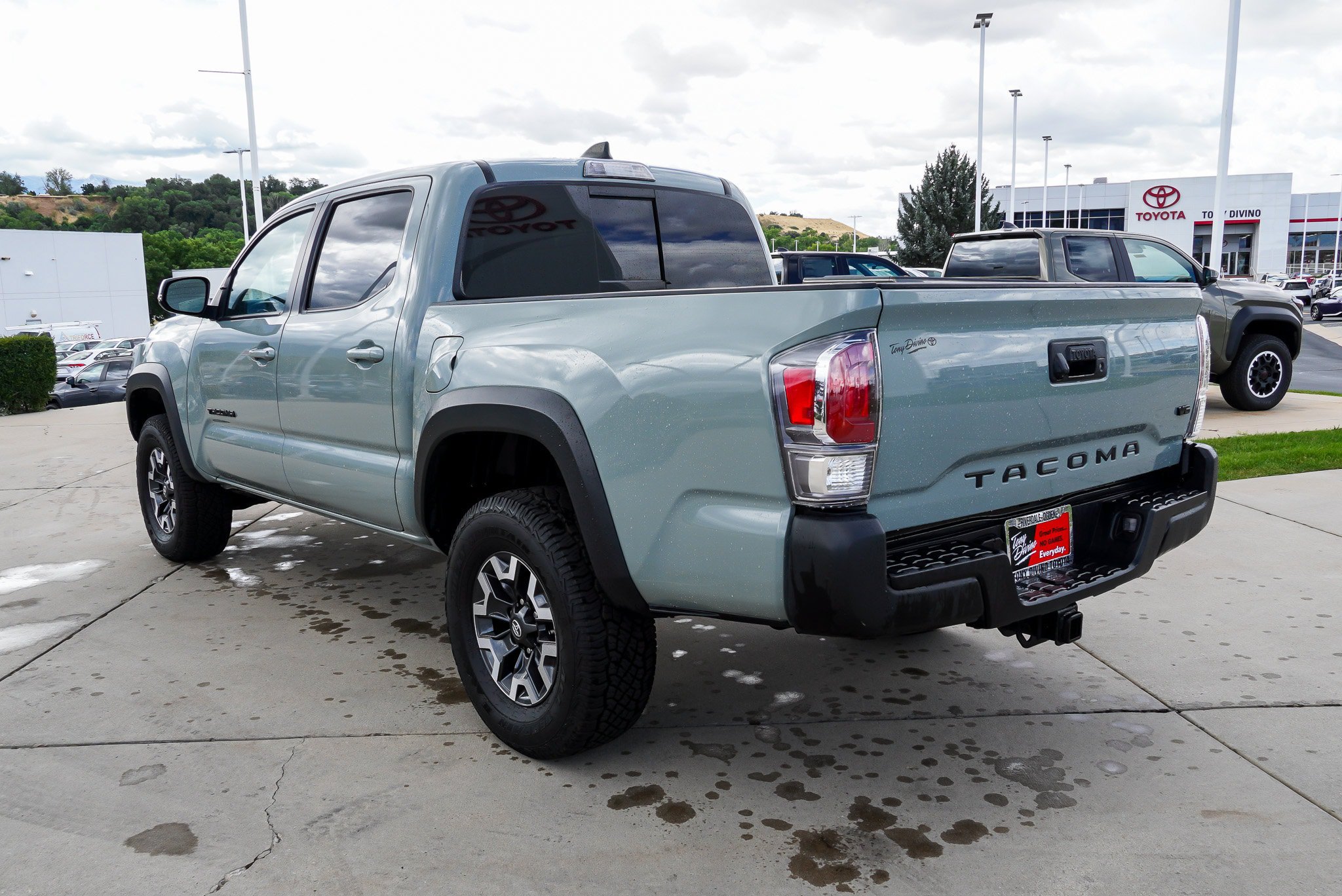 Certified 2022 Toyota Tacoma TRD Off-Road AWD/4WD image 6