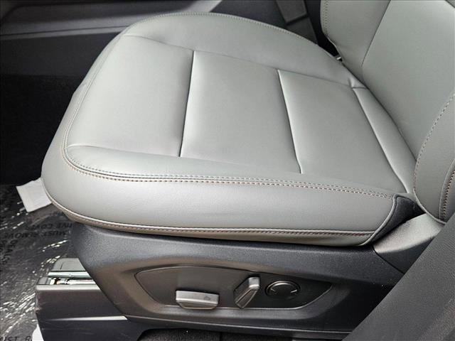 New 2025 Ford Explorer Active w/ Active Comfort Package image 4