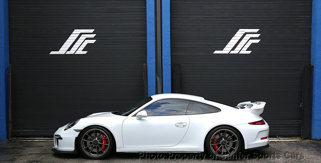 Used 2015 Porsche 911 GT3 RWD image 2