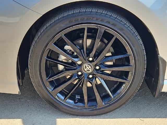 Used 2024 Toyota Camry XSE w/ Navigation Package FWD image 13
