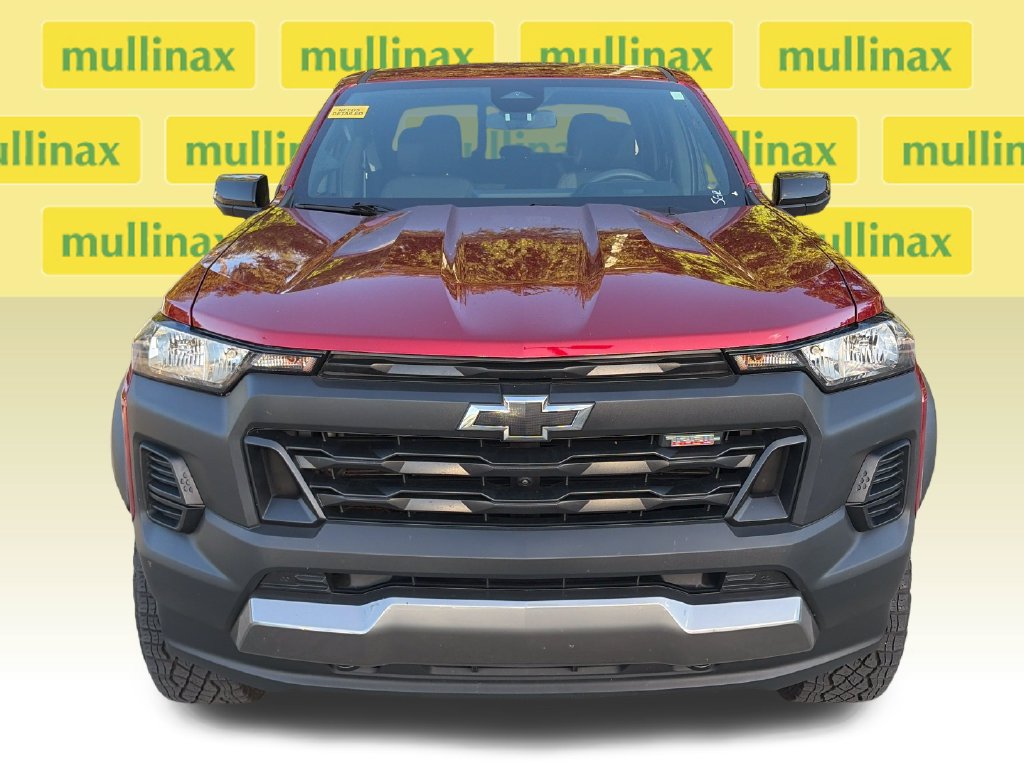 Used 2024 Chevrolet Colorado Trail Boss w/ Technology Package AWD/4WD image 18