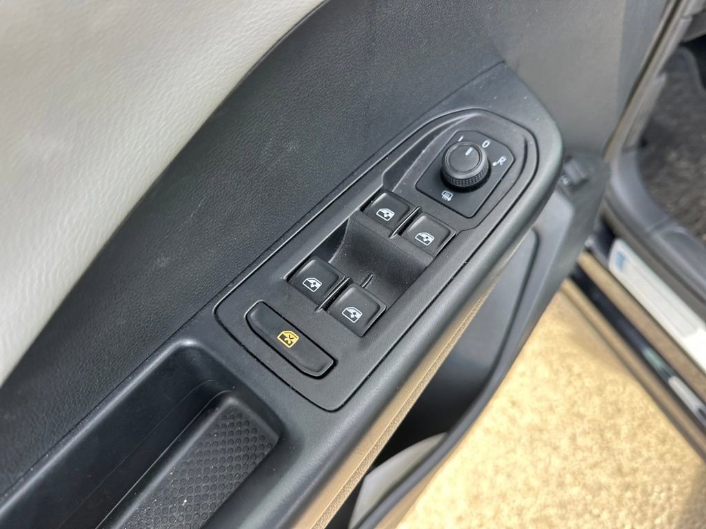 Used 2023 Volkswagen Taos SE w/ Black Wheel Package image 43