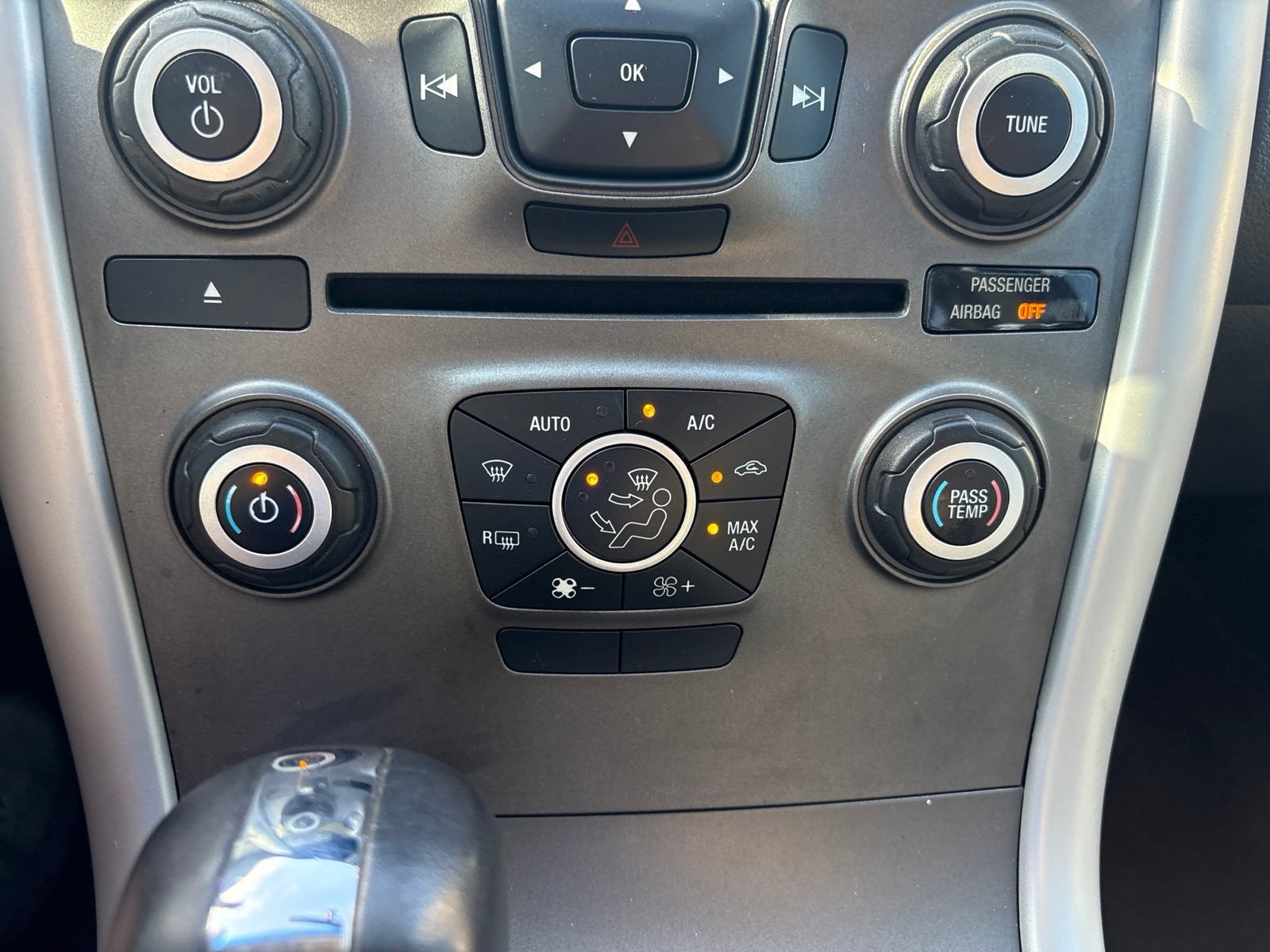 Used 2014 Ford Edge SEL FWD image 23