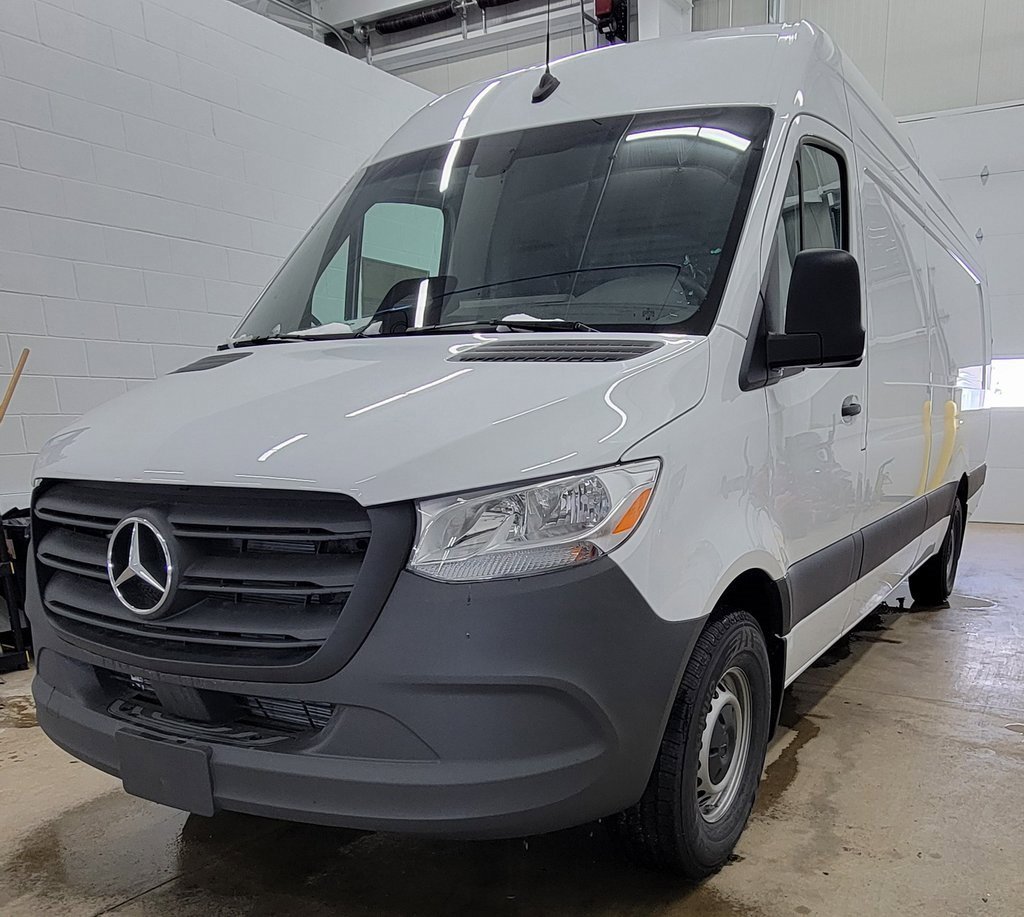 New 2025 Mercedes-Benz Sprinter 2500