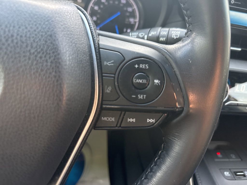 Used 2022 Toyota Venza XLE AWD/4WD image 28