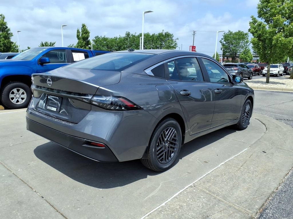 New 2026 Nissan Sentra SV w/ SV Convenience Package FWD image 7