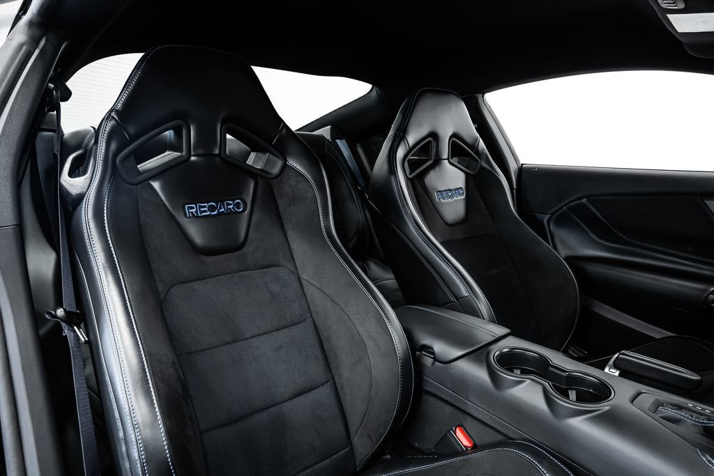 Used 2025 Ford Mustang Dark Horse RWD image 29