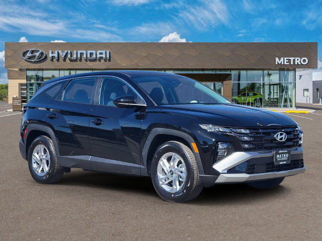 New 2026 Hyundai Tucson SE FWD image 1