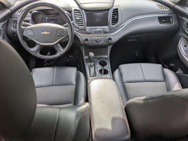 Used 2017 Chevrolet Impala LT w/ Convenience Package FWD image 25