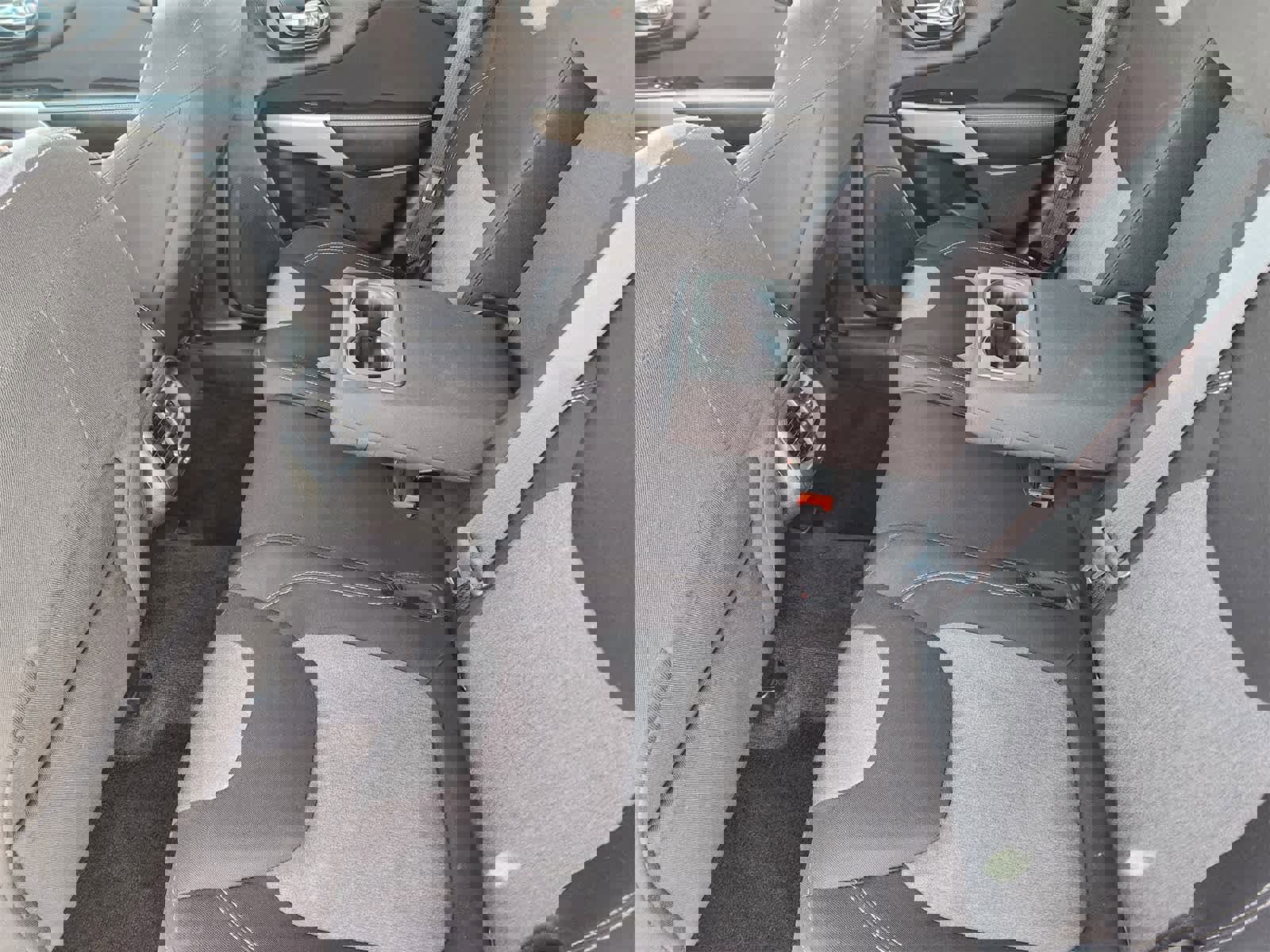 Used 2018 Jeep Cherokee Latitude image 30