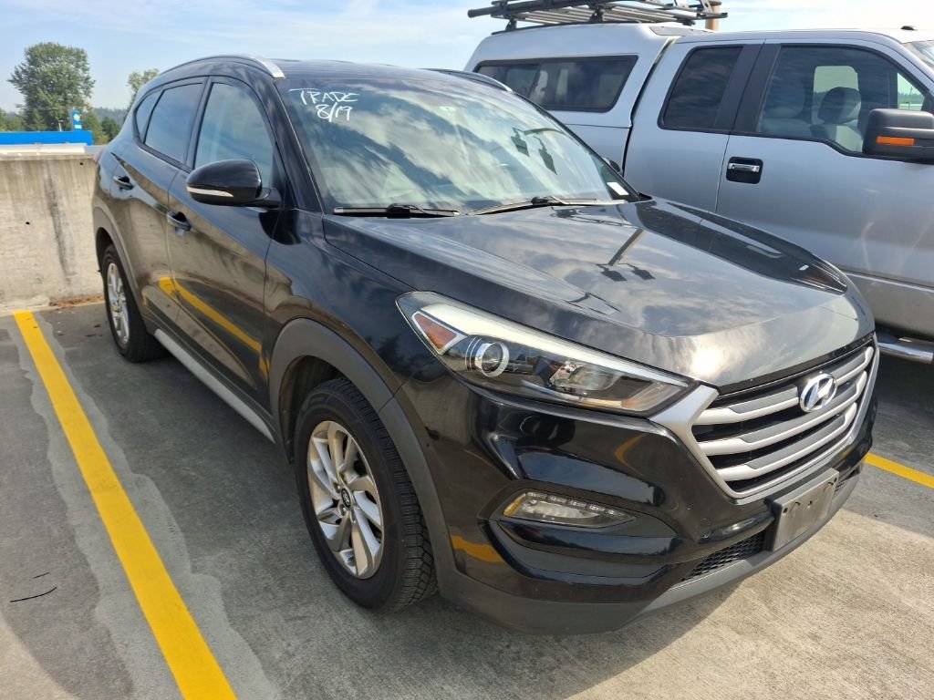 Used 2017 Hyundai Tucson SE Plus w/ Cargo Package AWD/4WD video 2