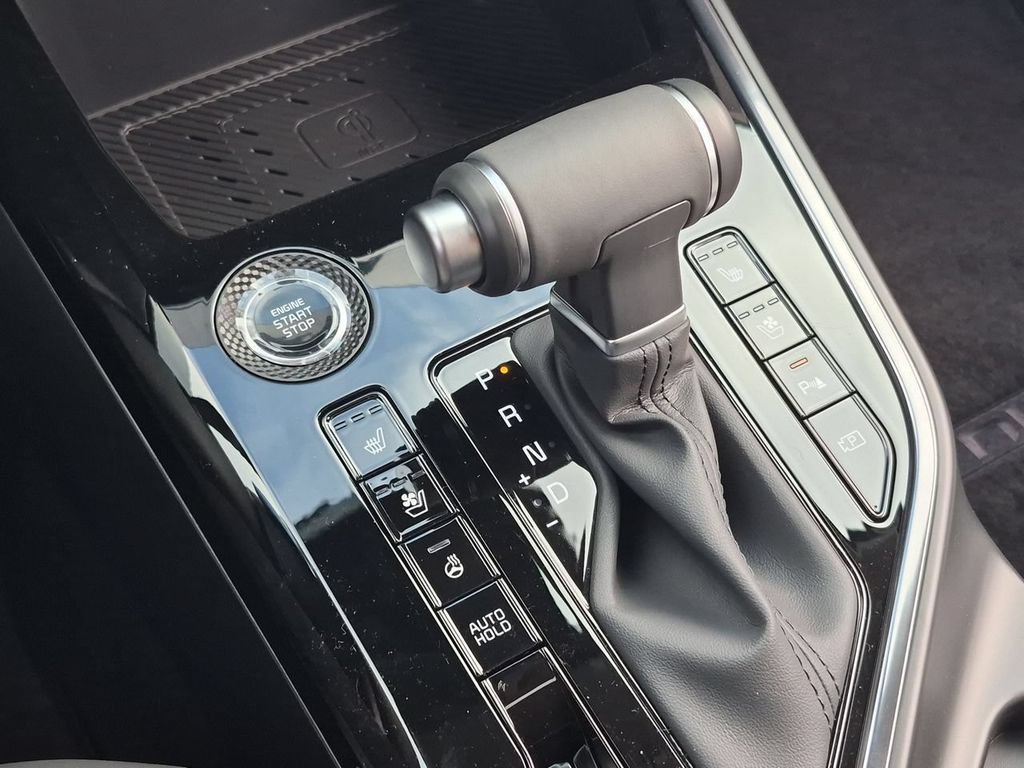 New 2026 Kia Niro FWD image 16
