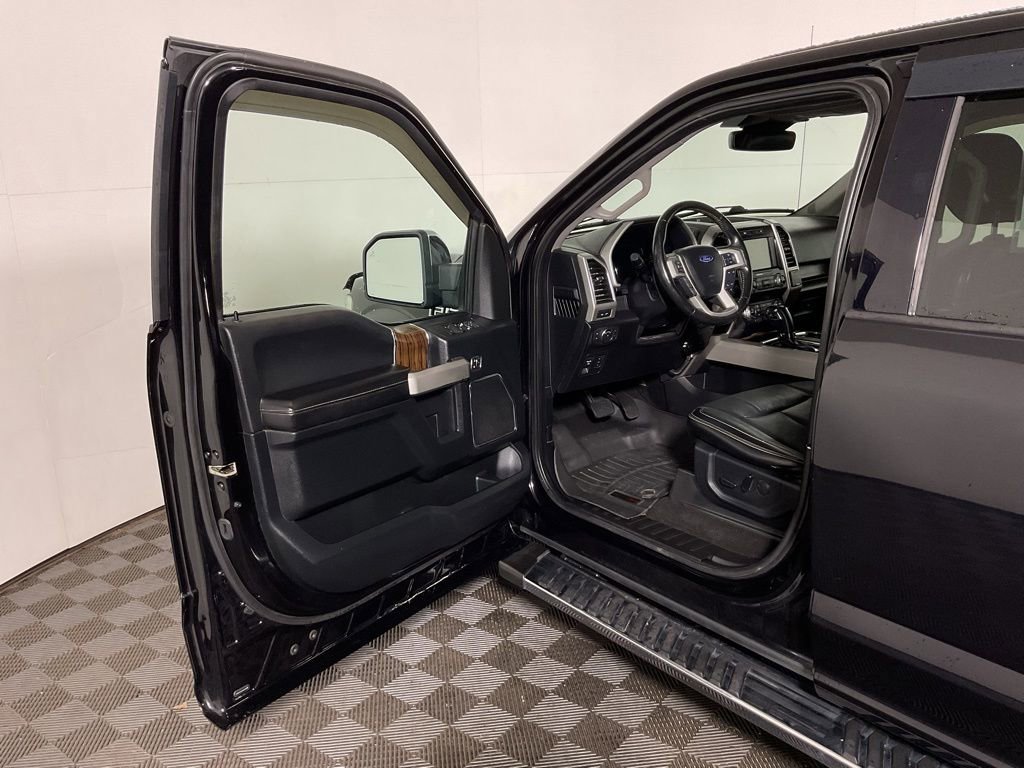 Used 2019 Ford F150 Lariat w/ Equipment Group 502A Luxury image 20