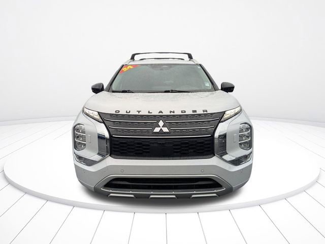 Used 2024 Mitsubishi Outlander 4WD Plug-In Hybrid image 8