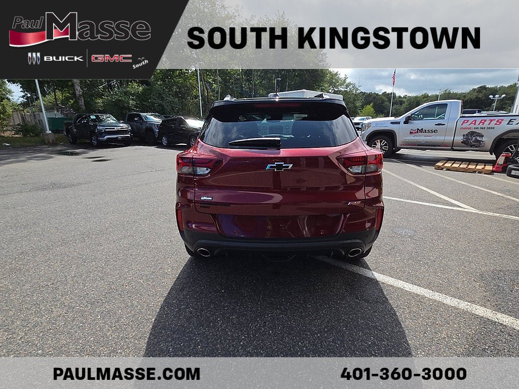 Used 2023 Chevrolet TrailBlazer RS w/ Sun and Liftgate Package AWD/4WD image 6