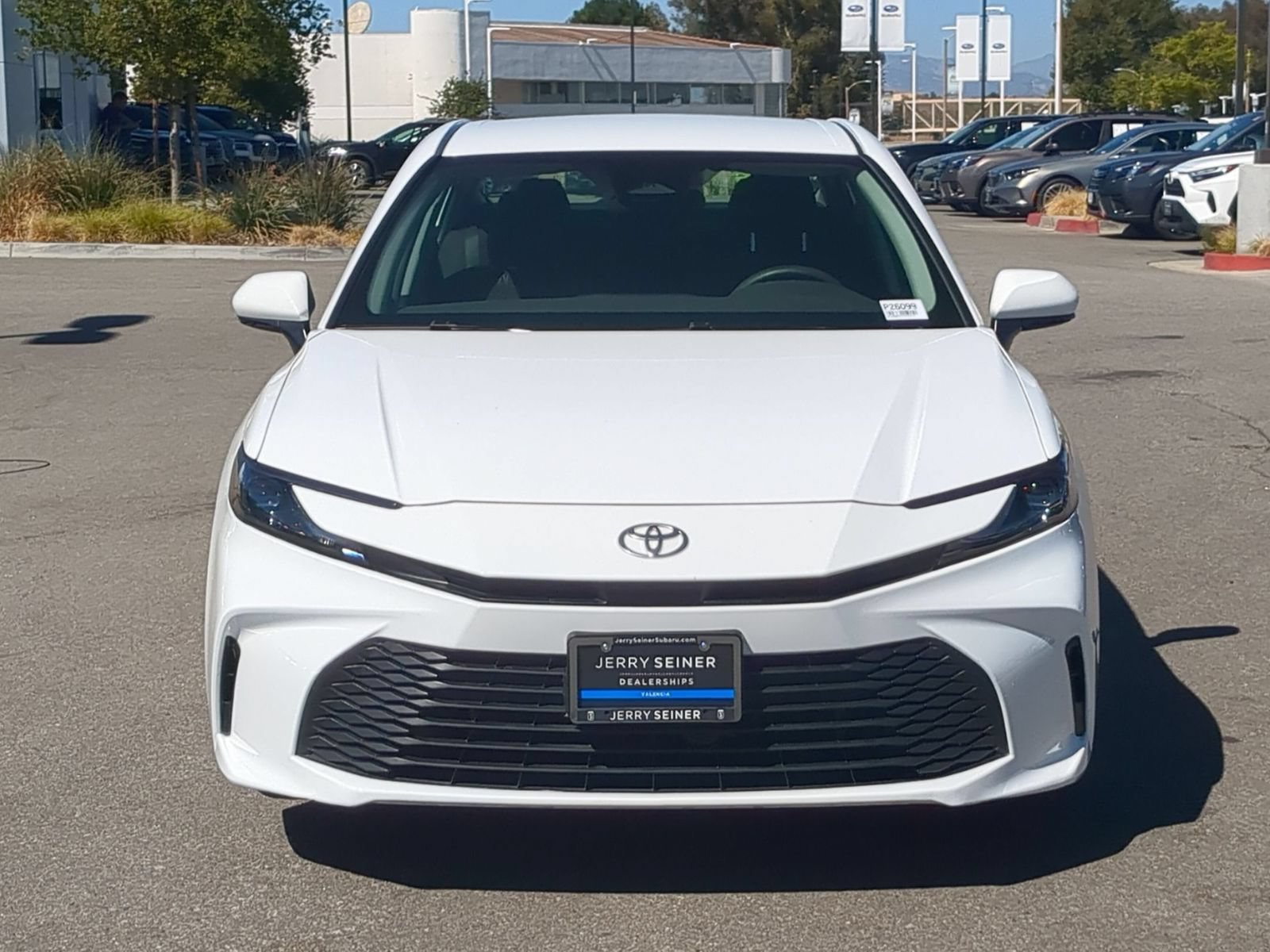 Used 2025 Toyota Camry LE FWD image 8