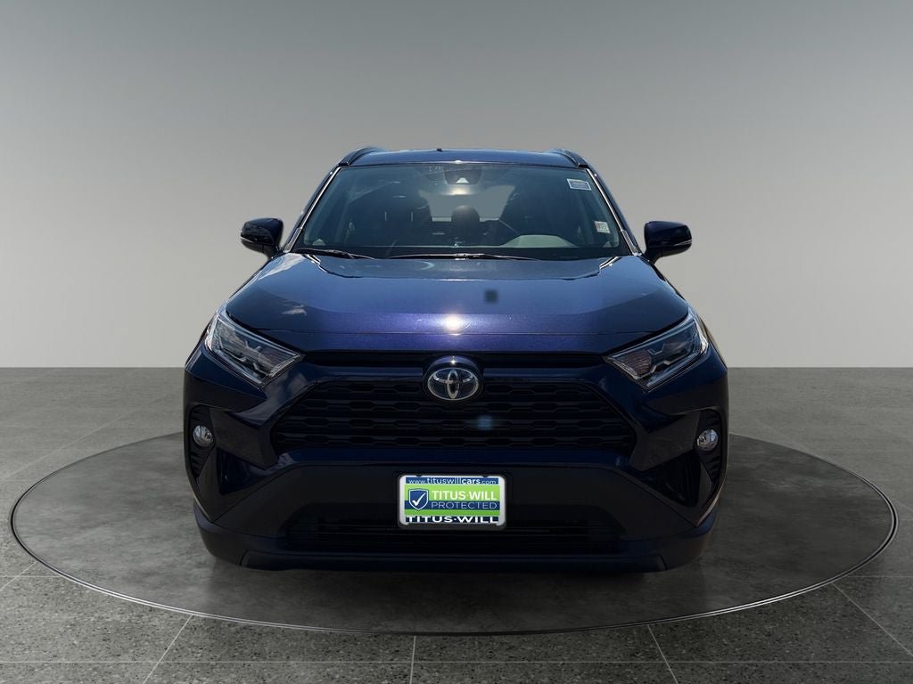 Used 2021 Toyota RAV4 XLE AWD/4WD image 2
