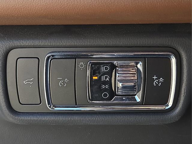 Used 2023 Lincoln Aviator Reserve w/ Equipment Group 201A image 24