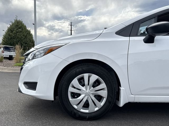 Used 2025 Nissan Versa S w/ Trunk Package image 9