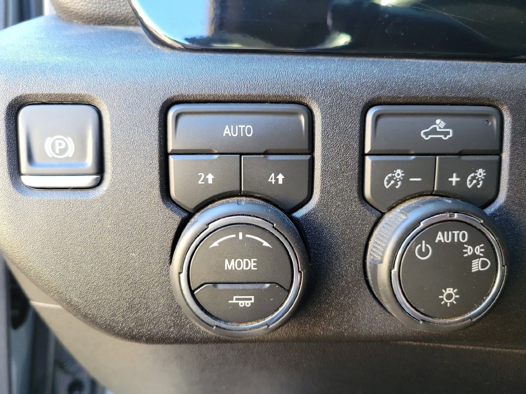 Used 2026 Chevrolet Silverado 1500 LT AWD/4WD image 27