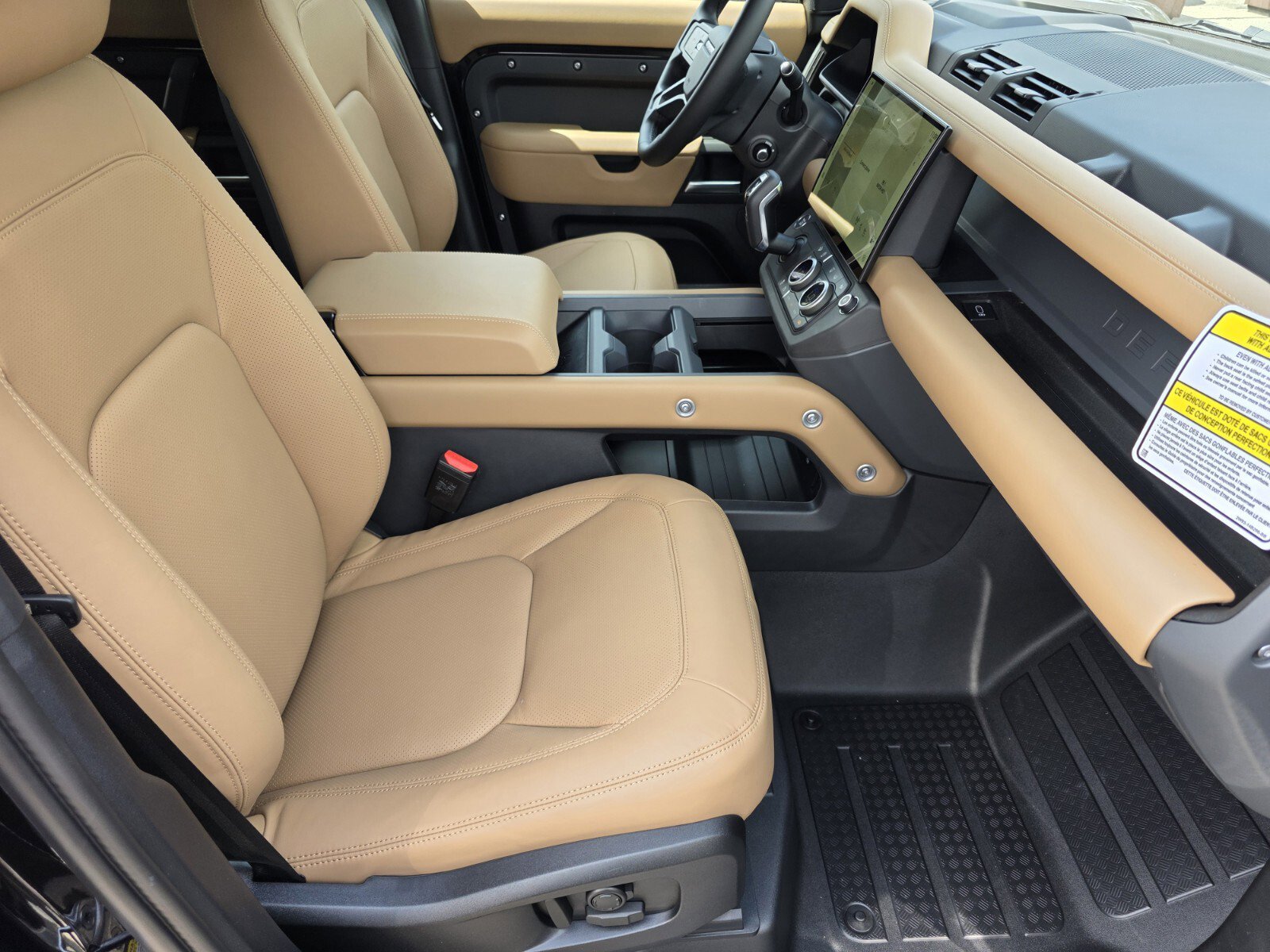 New 2026 Land Rover Defender 110 X-Dynamic SE AWD/4WD image 3