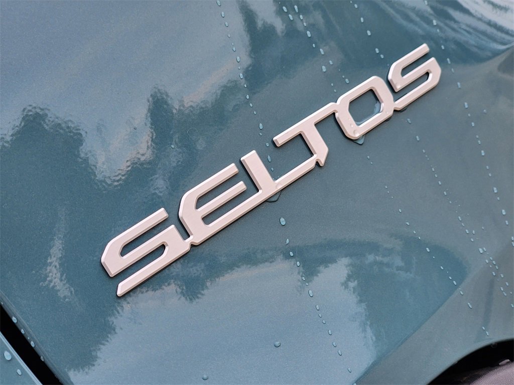 New 2026 Kia Seltos EX image 8