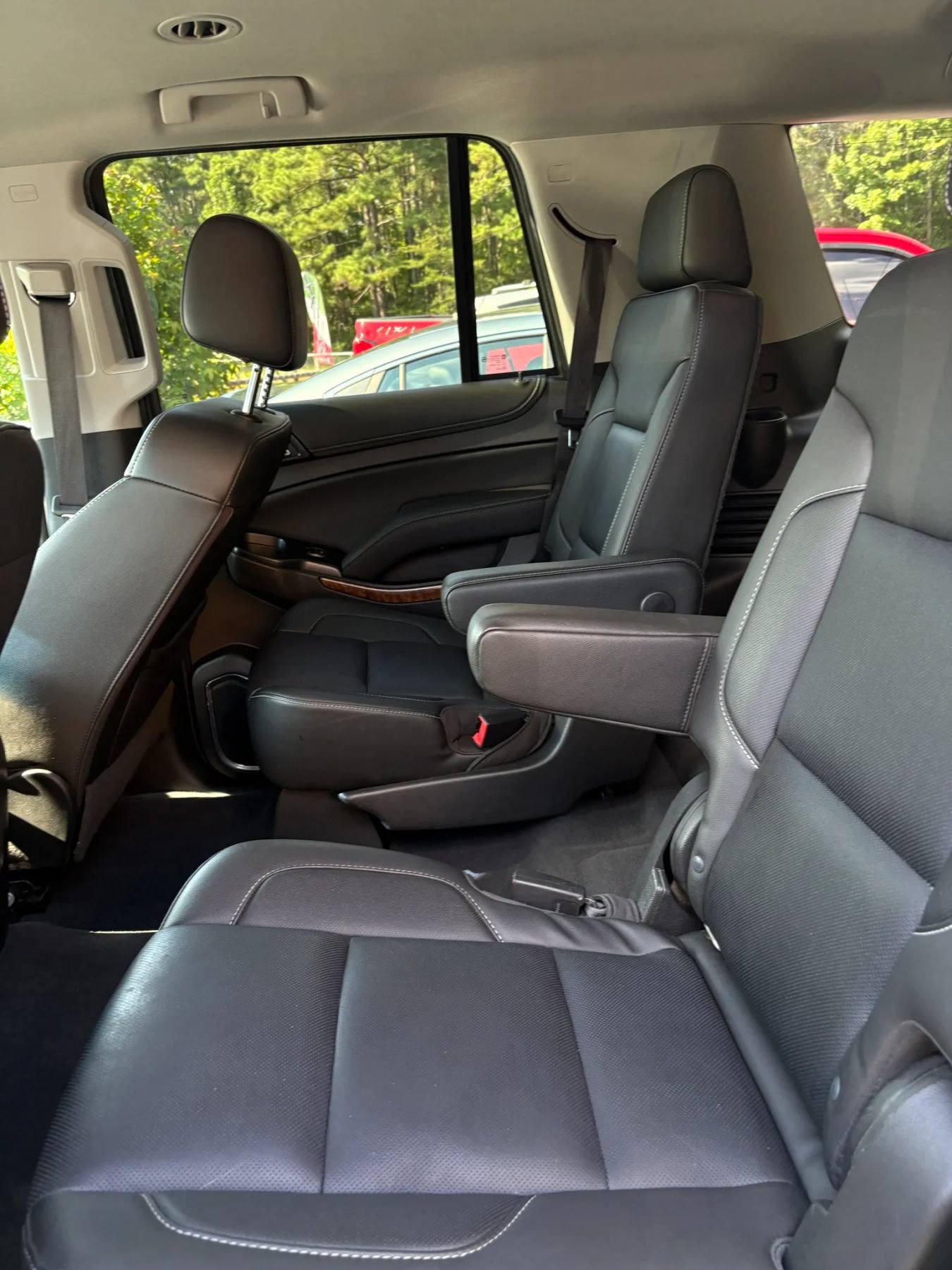 Used 2019 Chevrolet Tahoe Premier w/ RST 6.2L Performance Edition AWD/4WD image 36