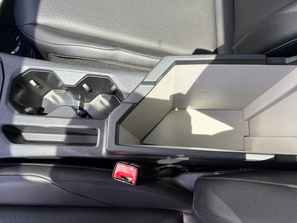 Used 2019 Volkswagen Jetta SE w/ Cold Weather Package FWD image 26