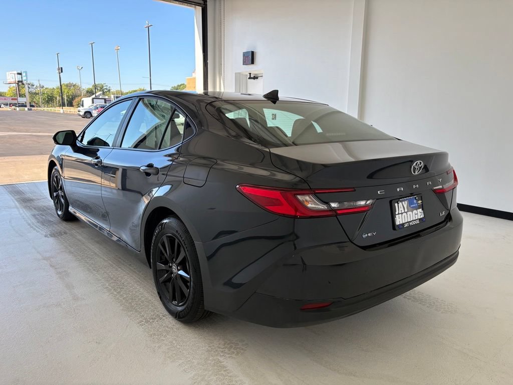 Used 2025 Toyota Camry LE FWD image 18