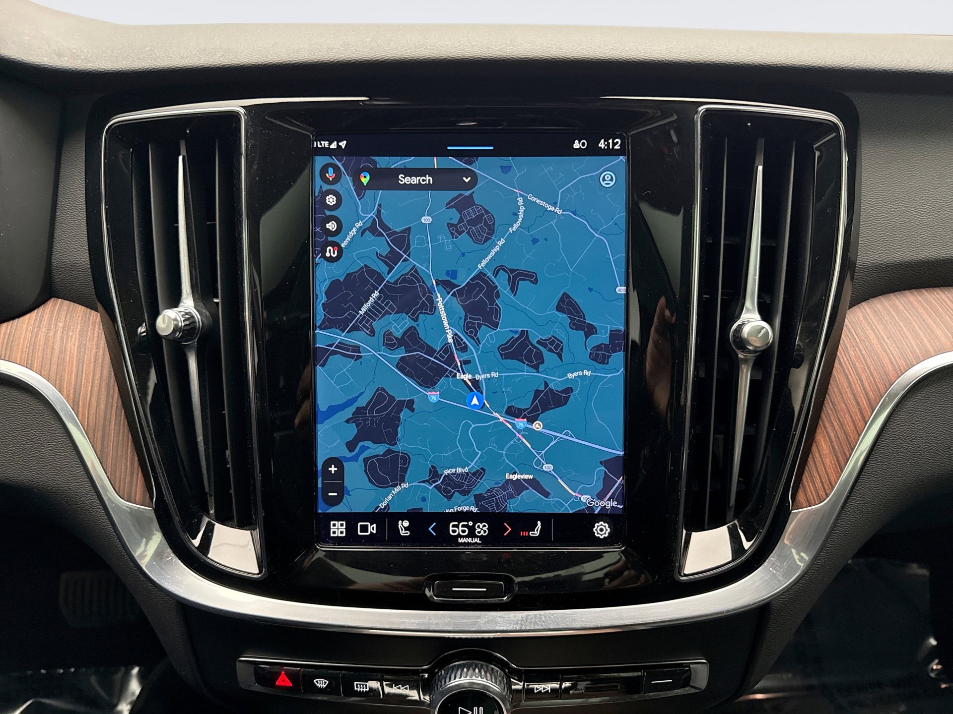 Used 2024 Volvo V60 B5 Cross Country Plus image 15