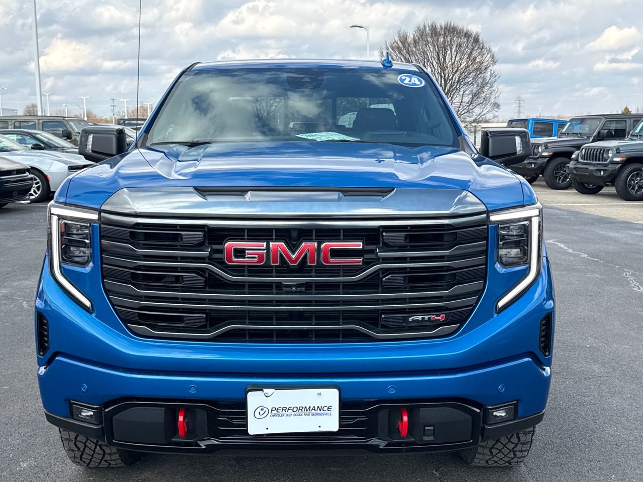Used 2024 GMC Sierra 1500 AT4 w/ Technology Package image 8