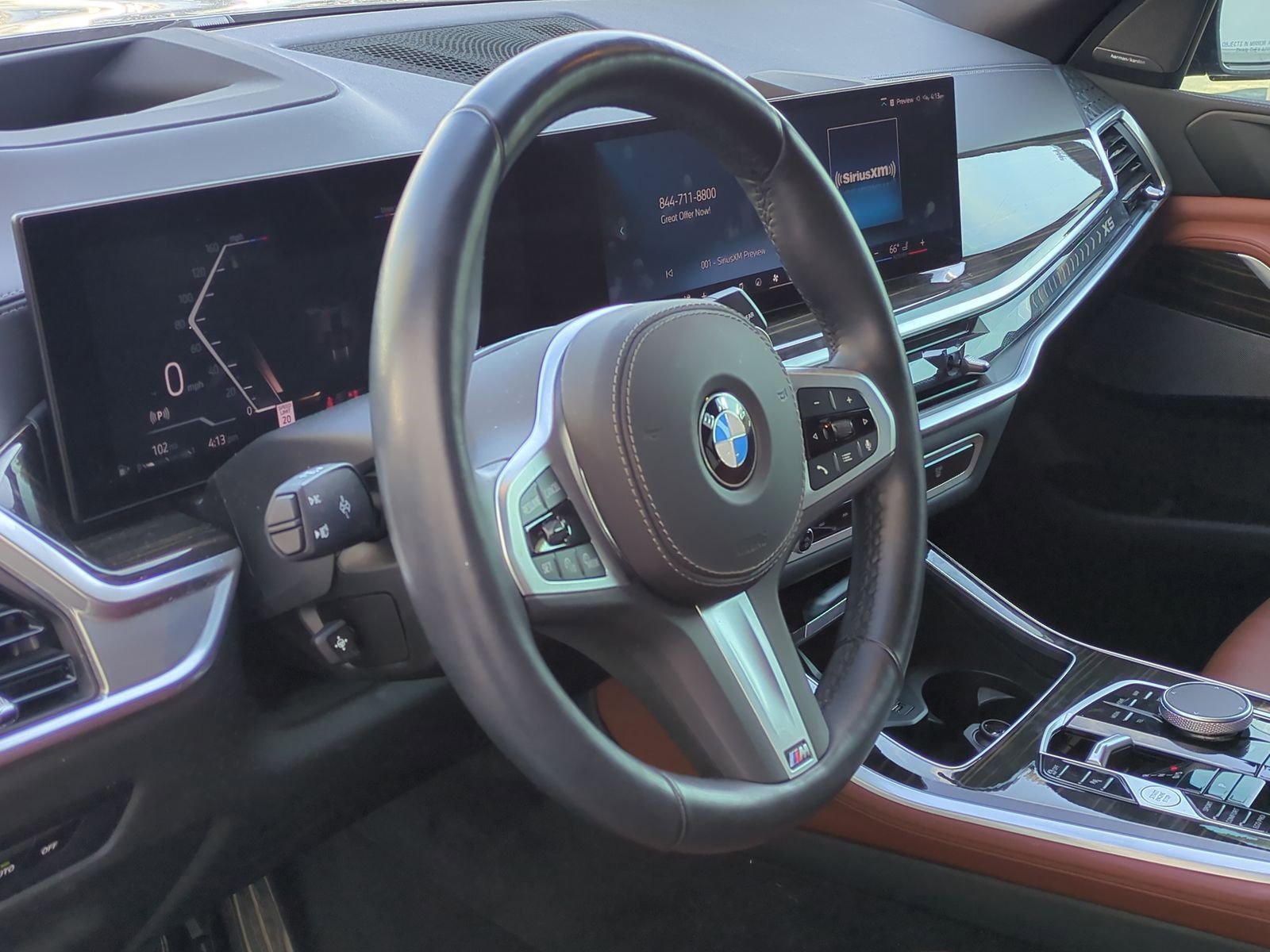 Used 2025 BMW X5 xDrive40i w/ M Sport Package image 18