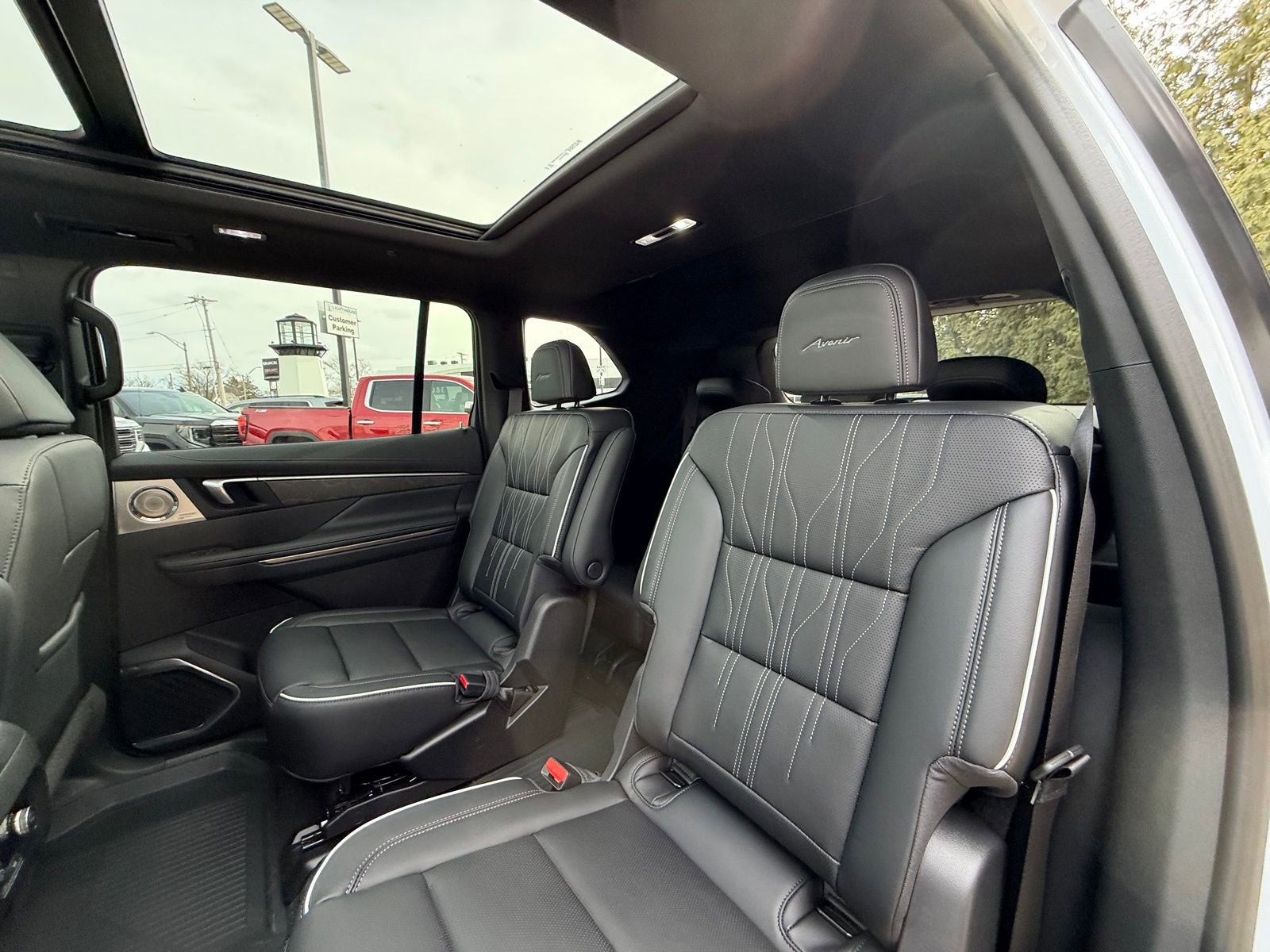 New 2026 Buick Enclave Avenir w/ Super Cruise Package image 18