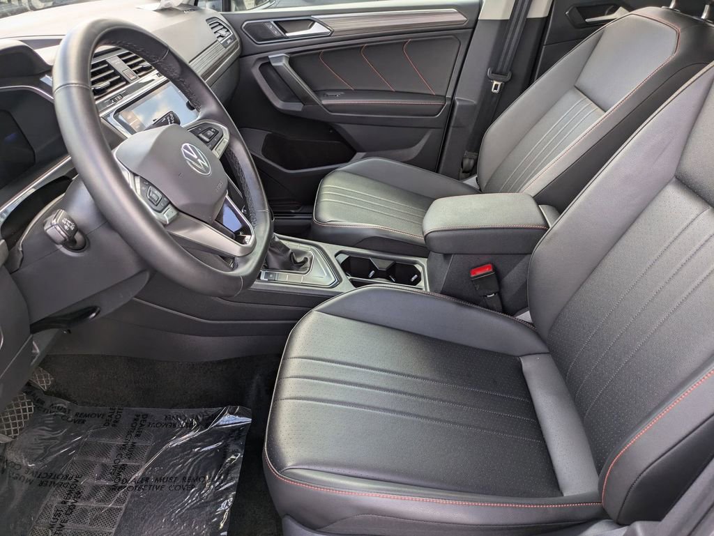 Used 2024 Volkswagen Tiguan Wolfsburg Edition image 23