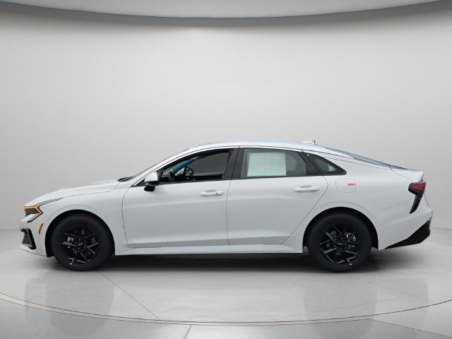New 2026 Kia K5 LXS FWD image 2