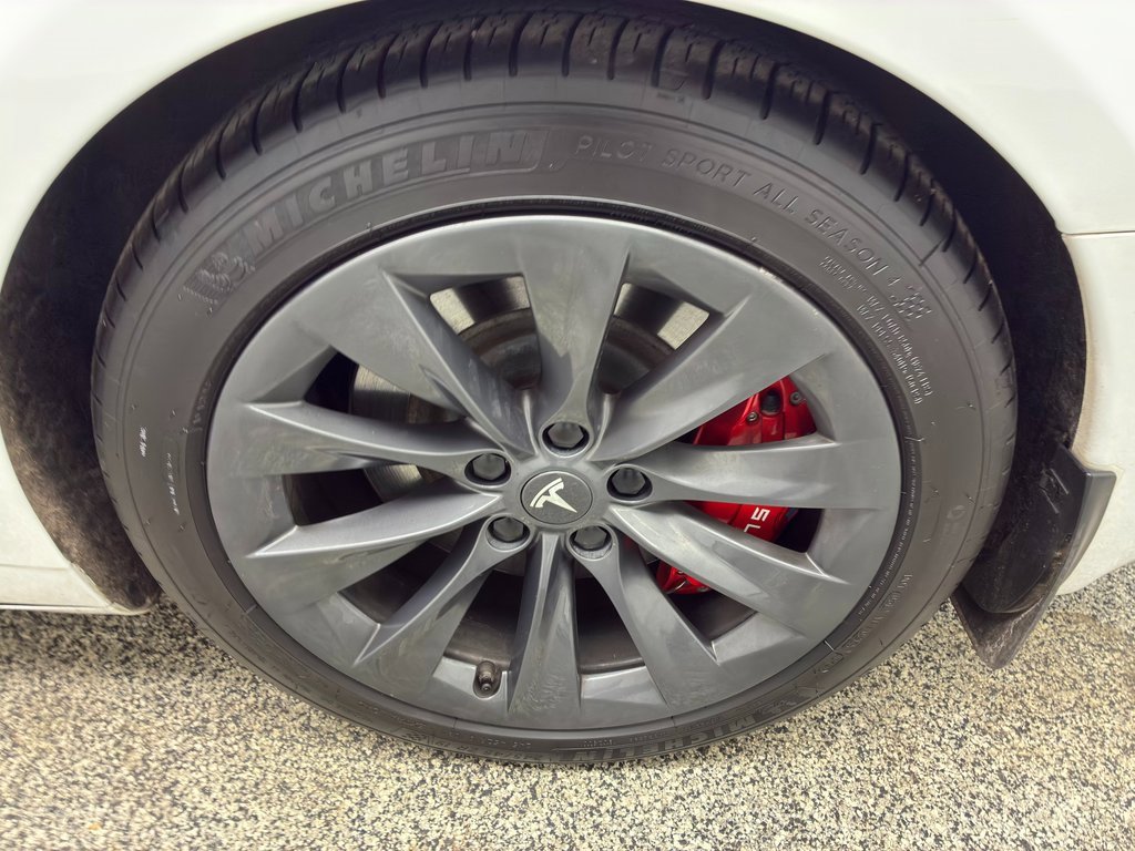 Used 2020 Tesla Model S Long Range image 14