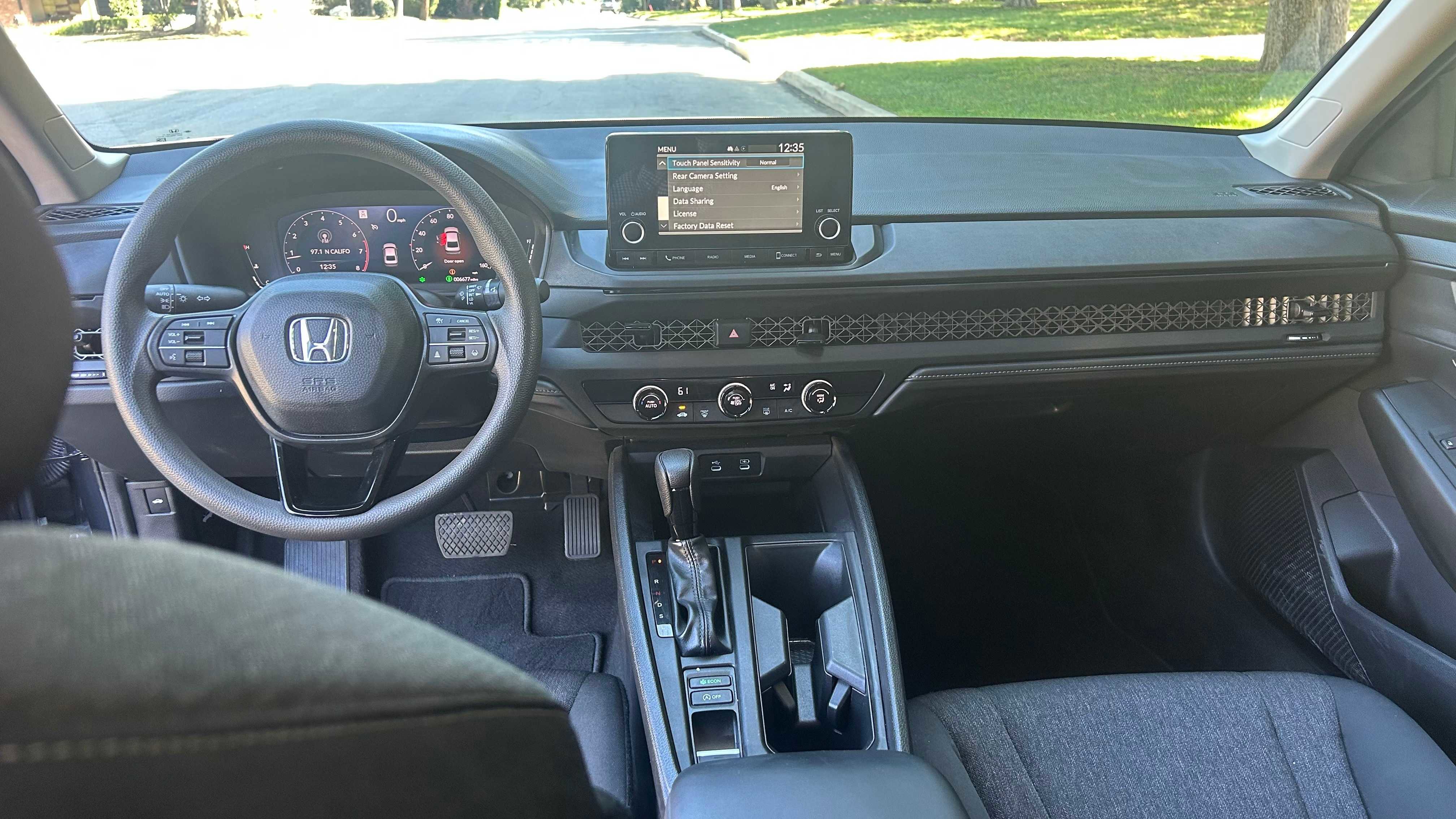 Used 2025 Honda Accord LX image 18