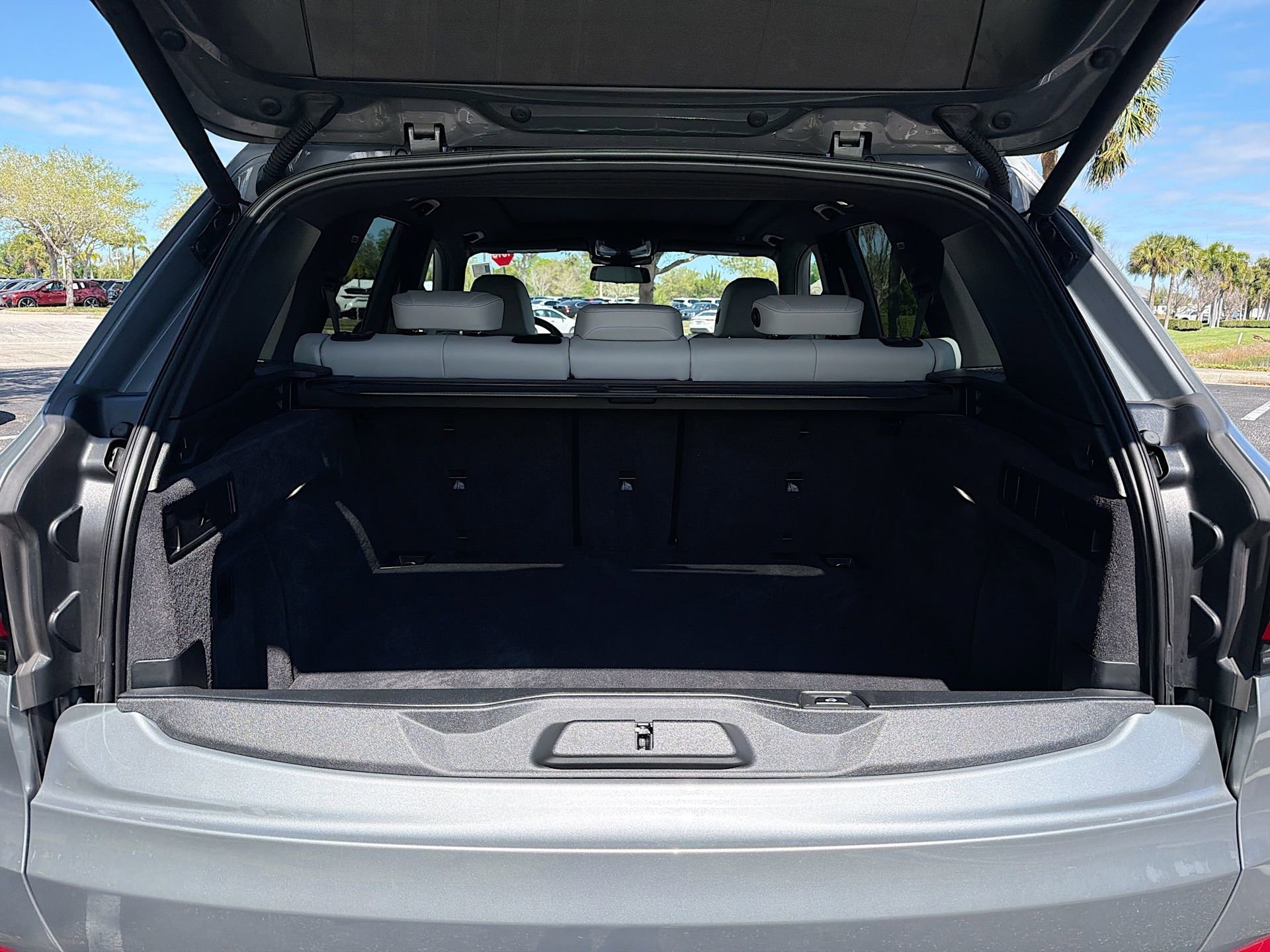 Certified 2024 BMW X5 sDrive40i w/ Premium Package image 13