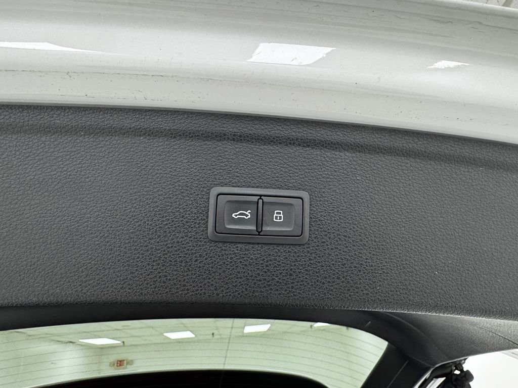 Used 2018 Audi Q5 2.0T Premium Plus w/ Premium Plus Package image 40