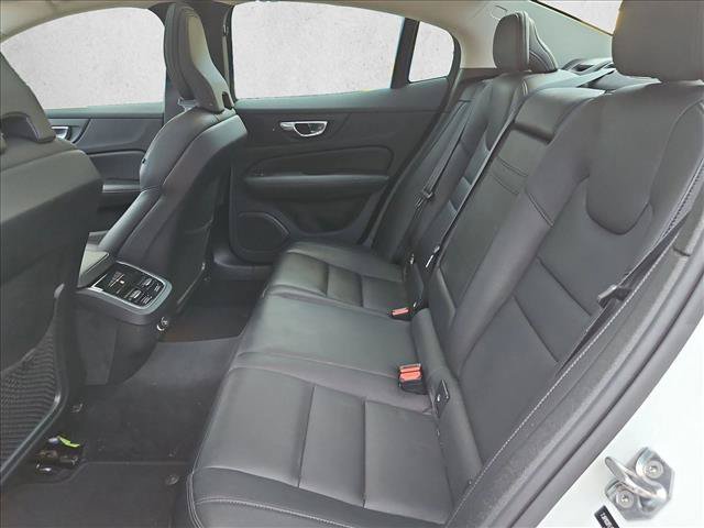 Used 2020 Volvo S60 T5 Inscription FWD image 14