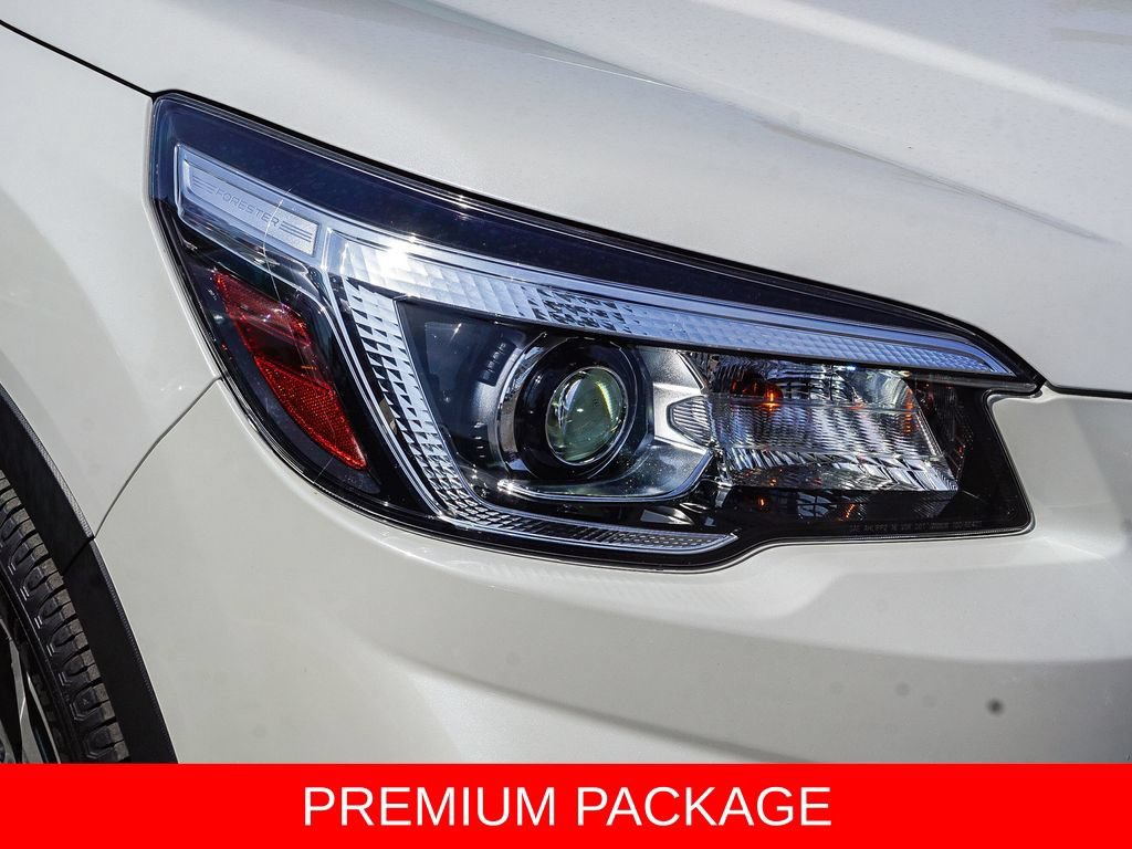 Used 2020 Subaru Forester Premium AWD/4WD image 10