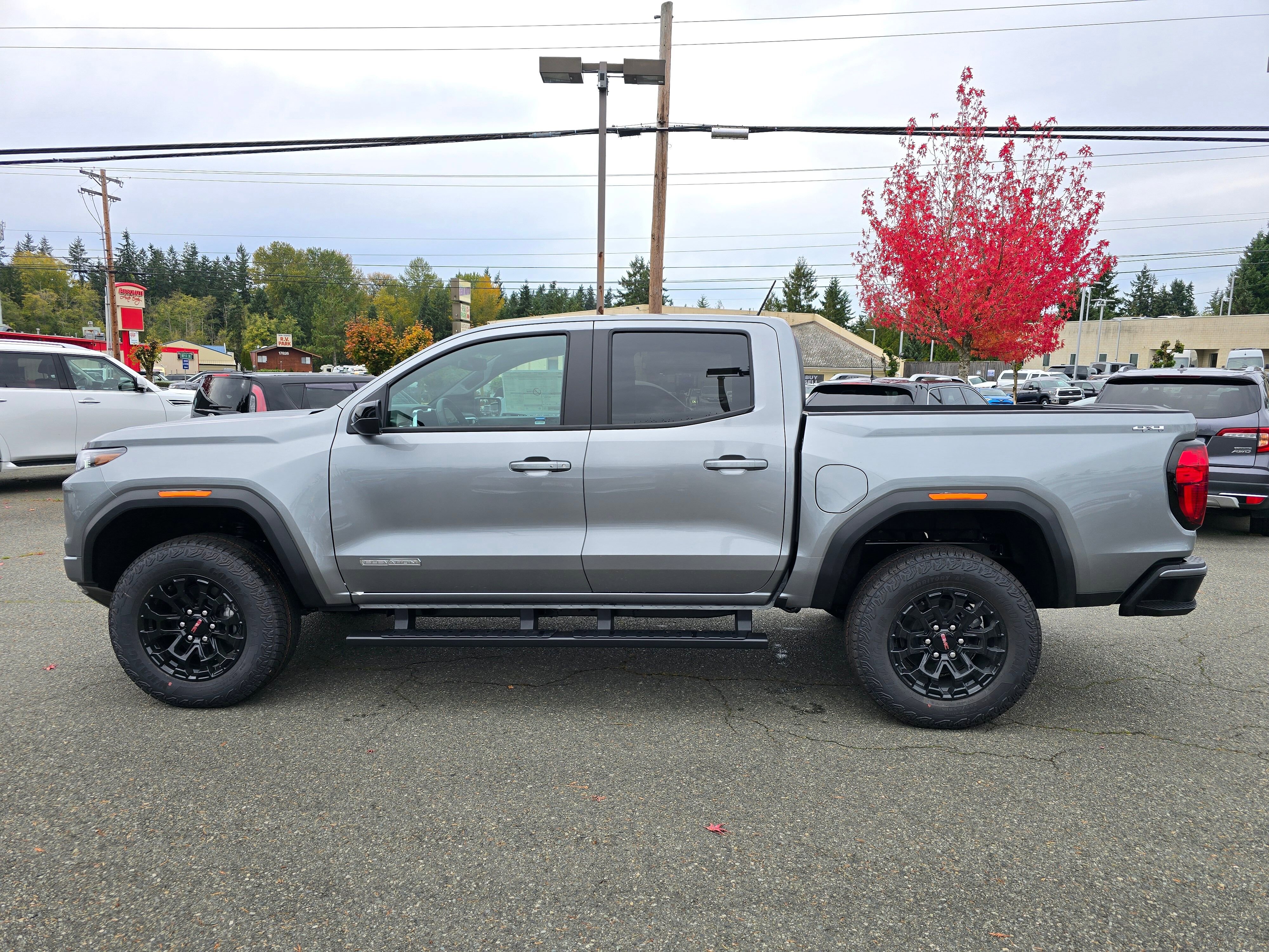 New 2026 GMC Canyon Elevation w/ Convenience Package image 4