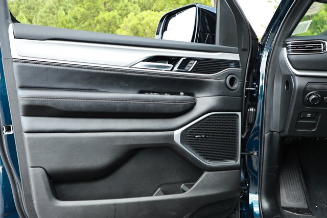 New 2026 Jeep Grand Wagoneer L Limited AWD/4WD image 24