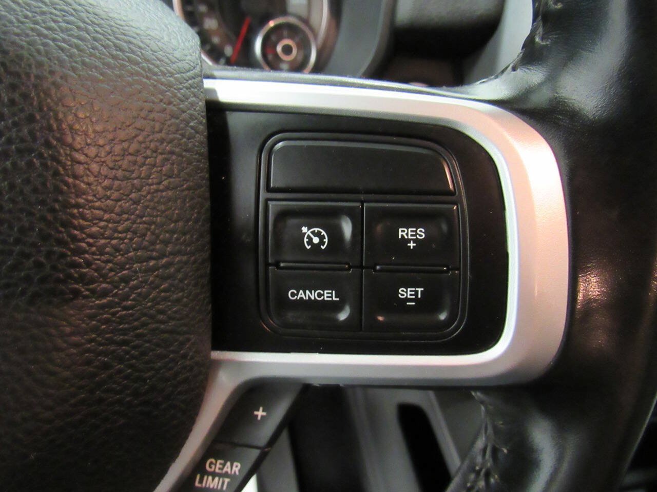 Used 2021 RAM 2500 Big Horn w/ Level 1 Equipment Group AWD/4WD image 40