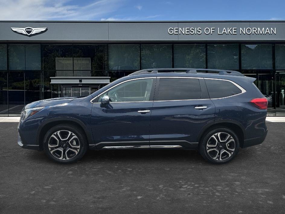 Used 2023 Subaru Ascent Touring AWD/4WD image 7