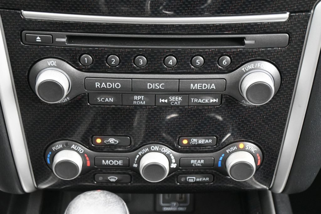 Used 2020 Nissan Pathfinder SL AWD/4WD image 21