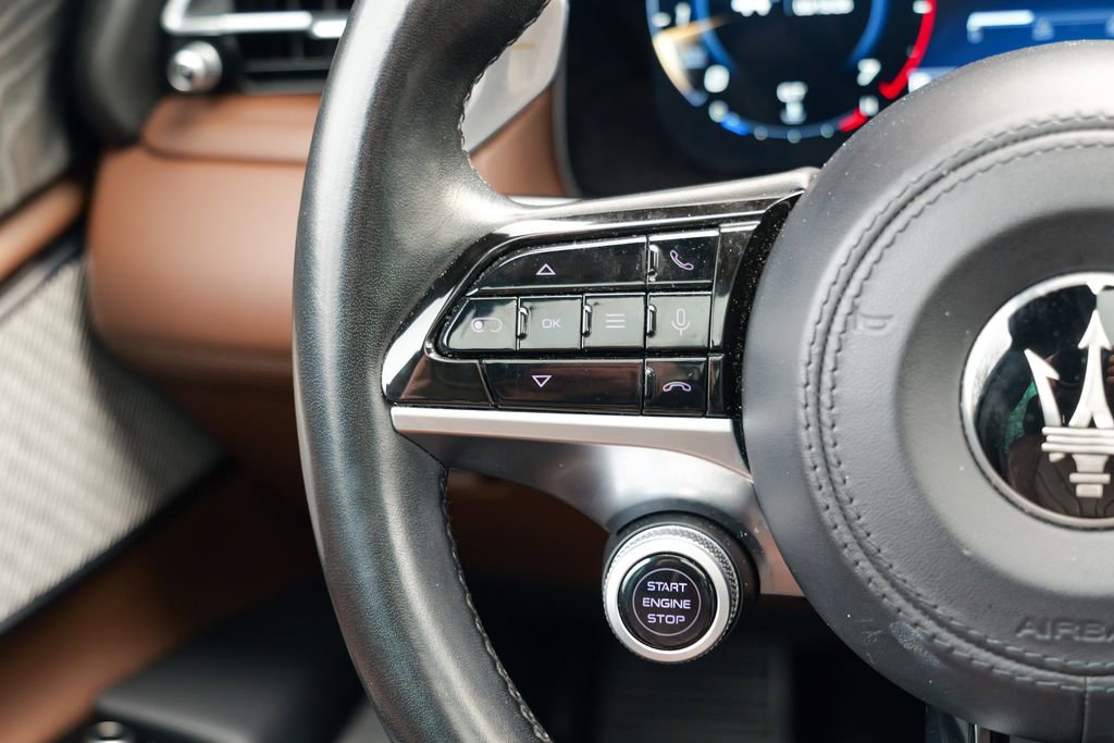 Certified 2023 Maserati Grecale GT image 43