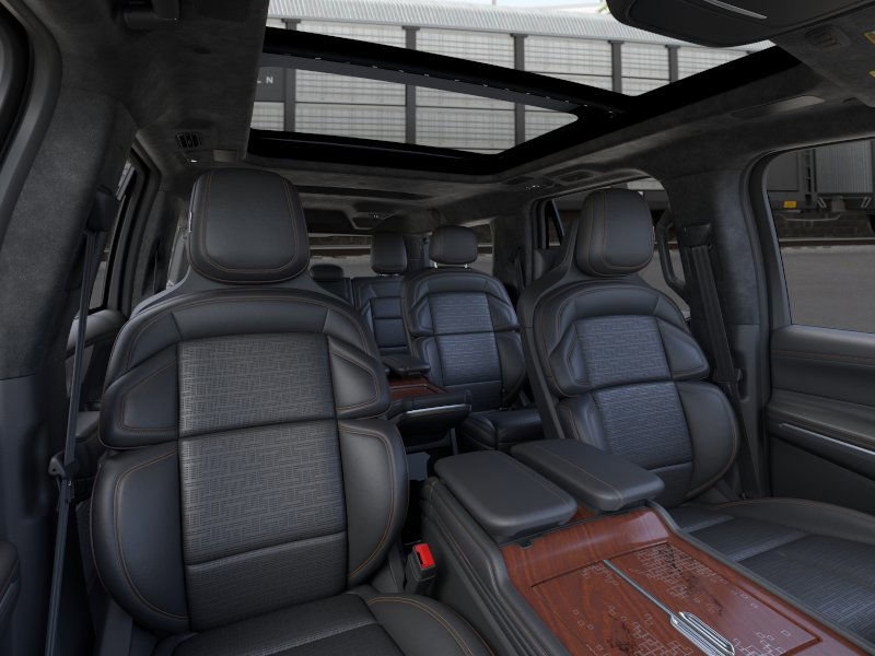 New 2025 Lincoln Navigator L Black Label image 10